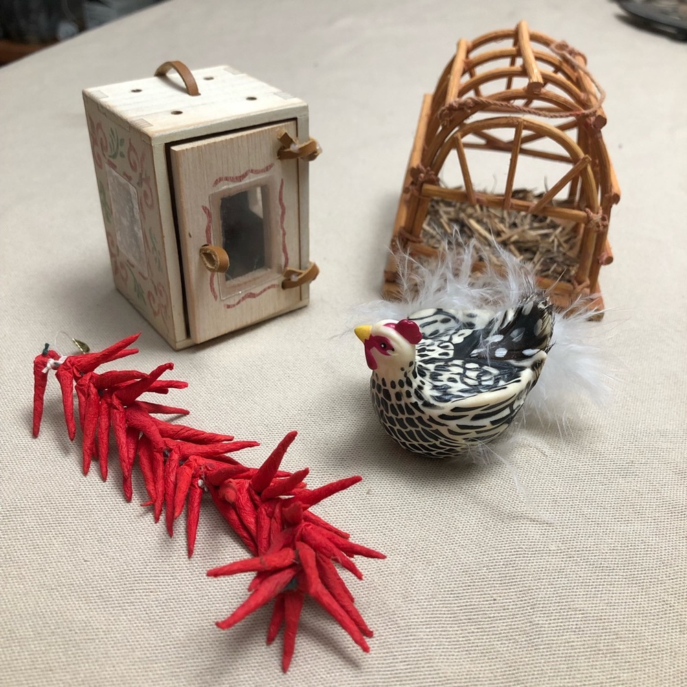 American Girl Josefina Chicken and Chiles Set